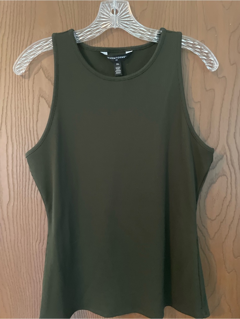 WHBM forme ribbed tank. Size extra large.